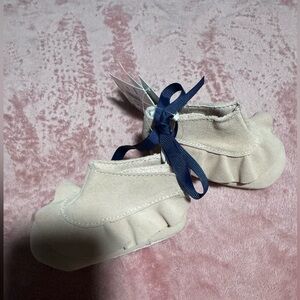 Janie and Jack crib shoes